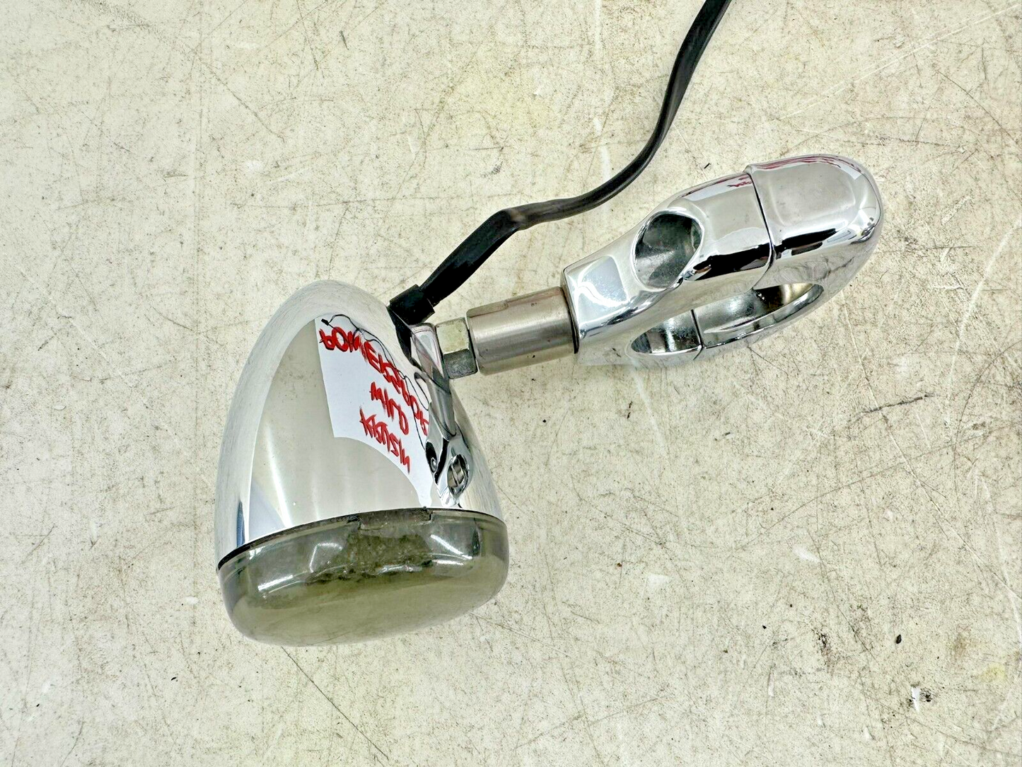 2002 HARLEY DYNA LOW RIDER 41mm Fork Mounted Turn Signals W/ LED Bulb