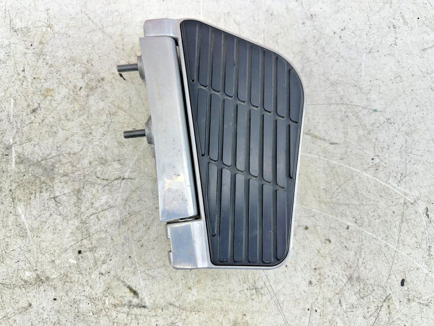 2004 Honda Goldwing GL1800 Right Left Passenger Floorboards Foot Rest