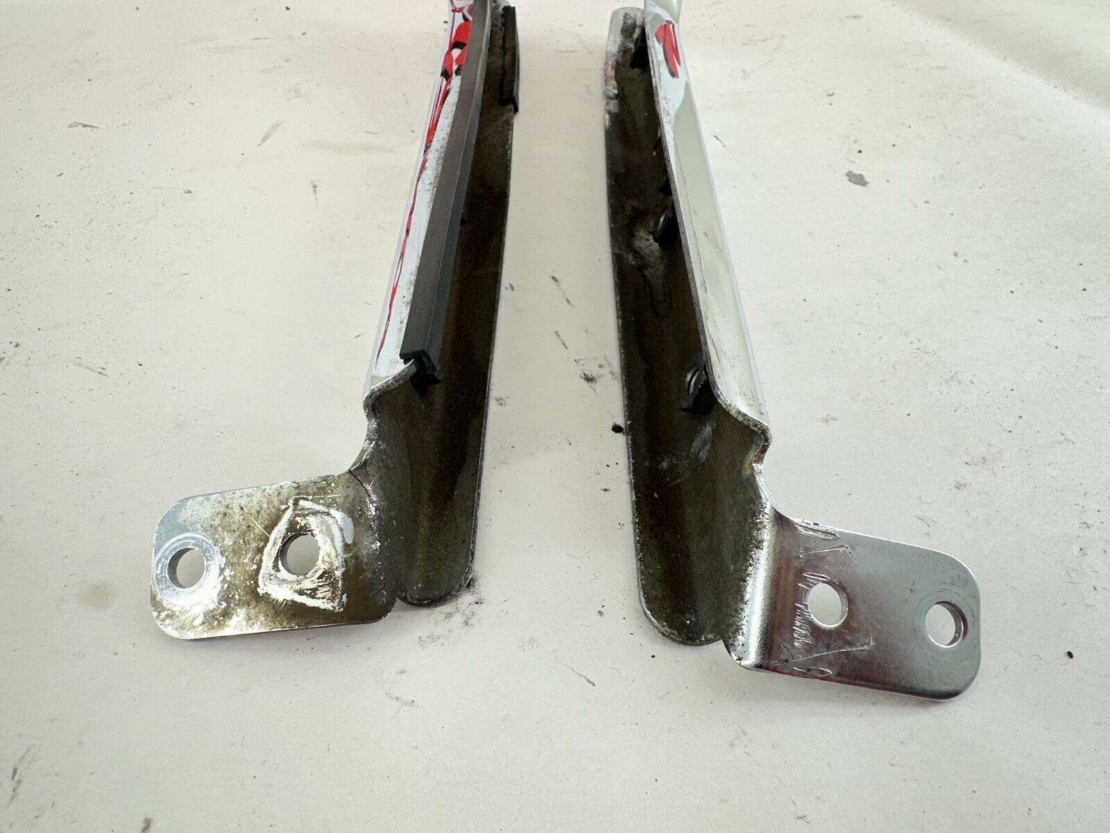 1999 HARLEY ELECTRA GLIDE Saddlebag Mounting Bracket Frame Brace