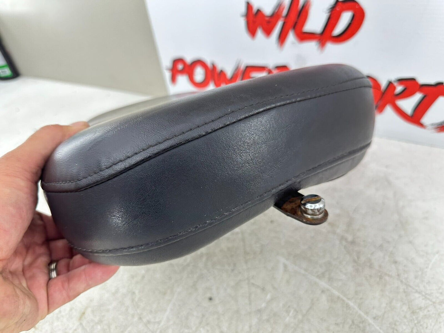 2001 HARLEY SOFTAIL FLSTS Heritage Springer Passenger Seat Pillion Pad