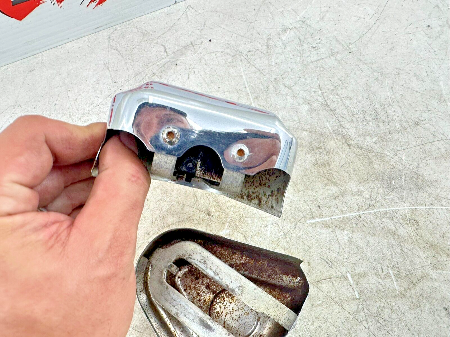 2002 HARLEY SOFTAIL Rear Axle Swing Arm Cover Guard OEM HD