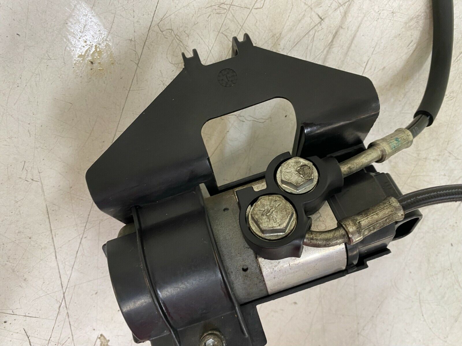 2012 Harley Davidson Softail Rear Brake ABS Pump Module E & Brake Hose Line