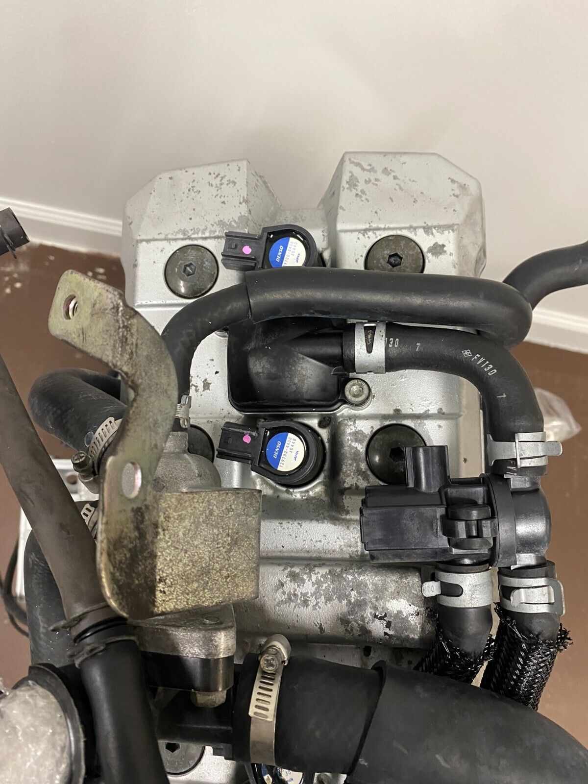 2007 SUZUKI BANDIT 1250 1250S Engine Motor Transmission Gearbox Charging System