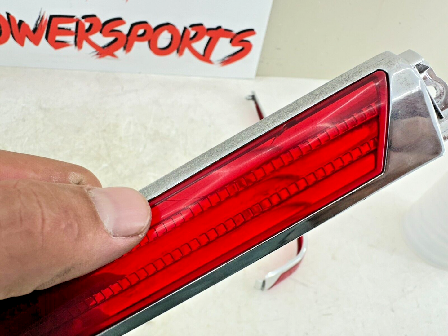2004 Honda Goldwing GL1800 Kuryakyn Trunk Side Light Reflector Lens
