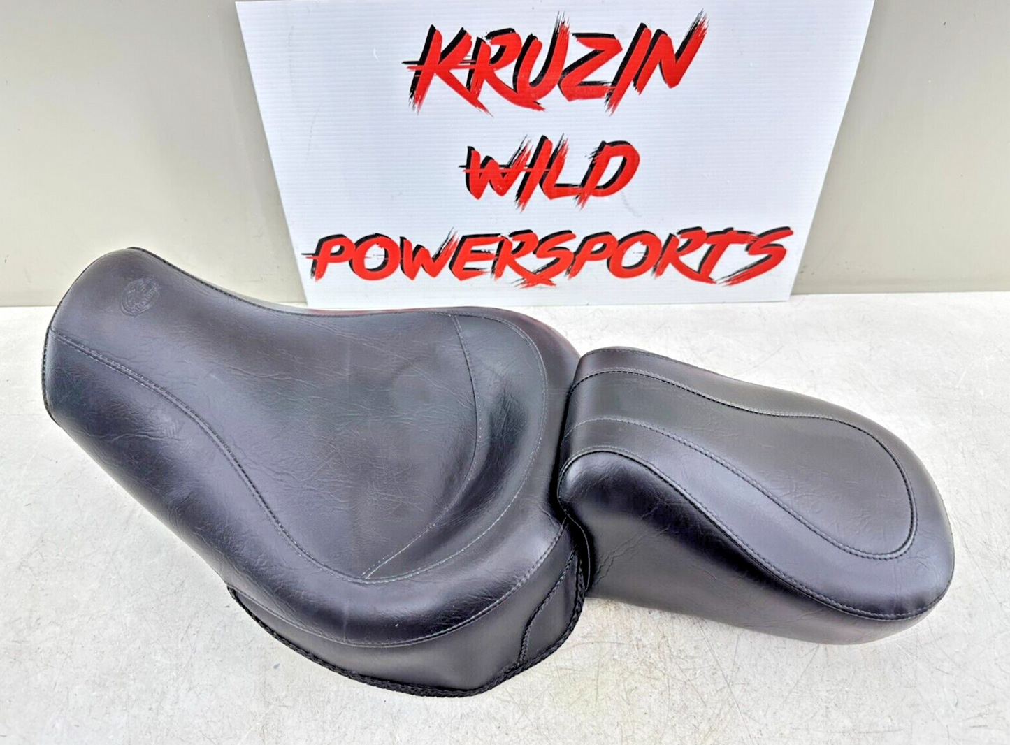2002 HARLEY DYNA LOW RIDER Mustang Driver Passenger Seat Saddle 2 UP 96-03