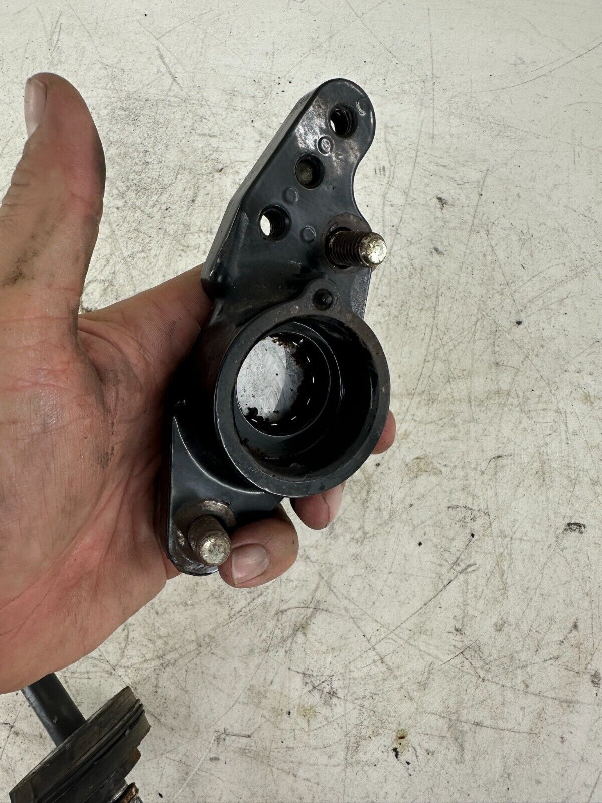 1996 HARLEY FLH ROADKING Touring Transmission Frame Rubber Mounting Bolt Axle