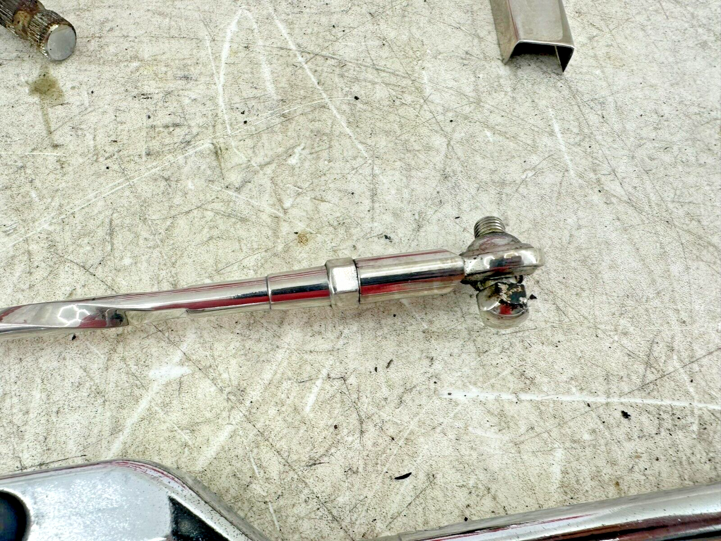 2006 HARLEY SOFTAIL DELUXE OEM HD Heal Toe Shifter Shift Shaft + Linkage
