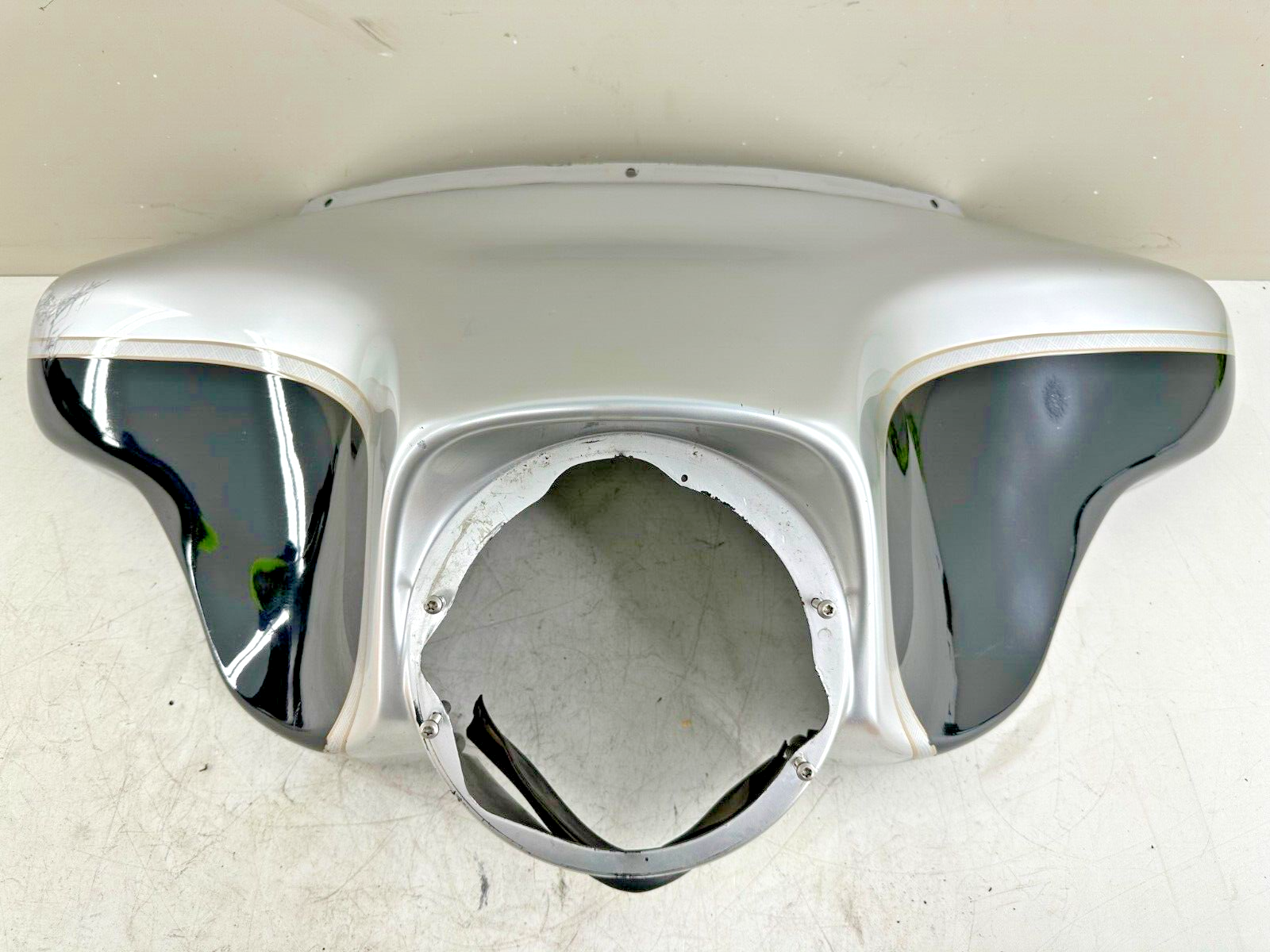 2003 HARLEY FLH ELECTRA GLIDE 100TH ANNIVERSARY Batwing Upper Main Fairing Cowl