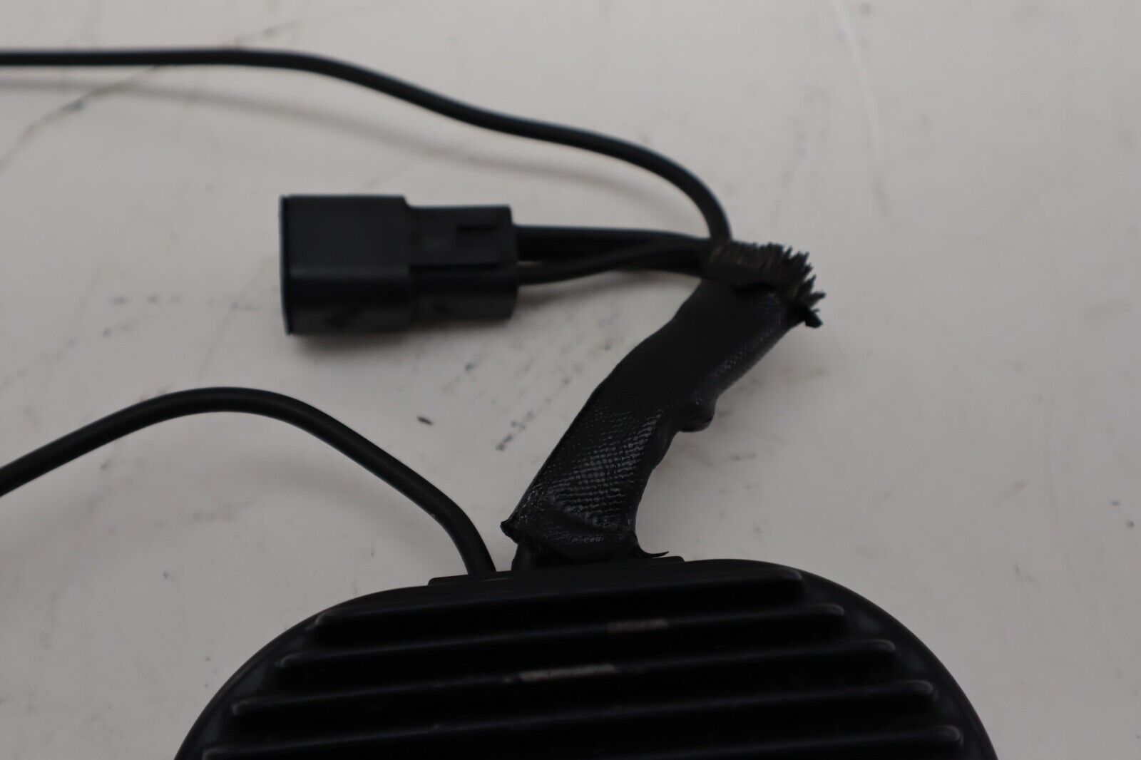2001 HARLEY DAVIDSON SOFTAIL Battery Voltage Regulator