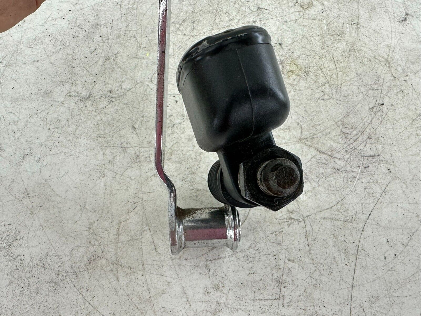 2004 HARLEY FLH ELECTRA GLIDE Rear Brake Master Cylinder & Pedal