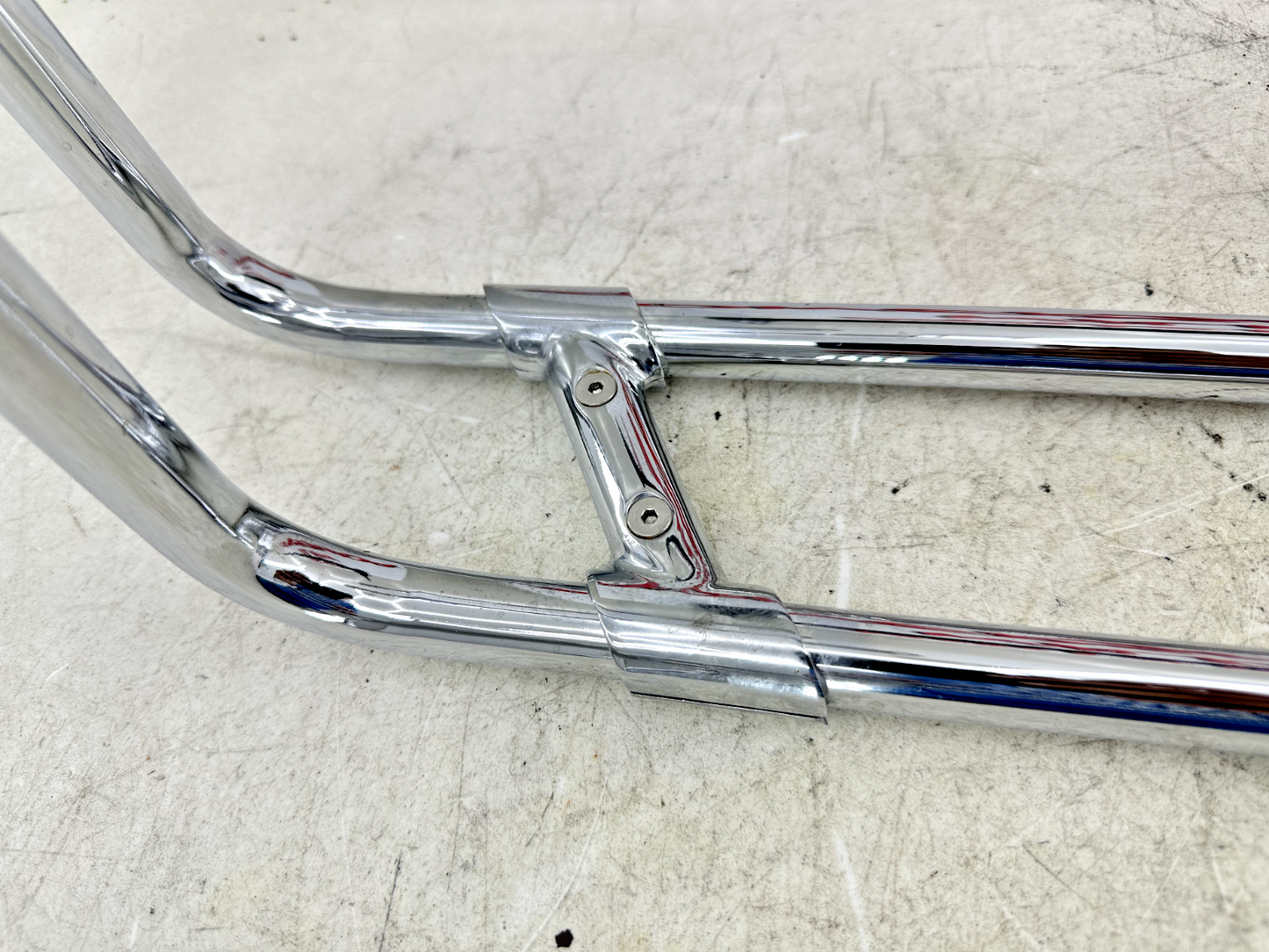 2003 HARLEY ELECTRA GLIDE classic Chrome Saddlebag Bumper Guard Muffler Brackets