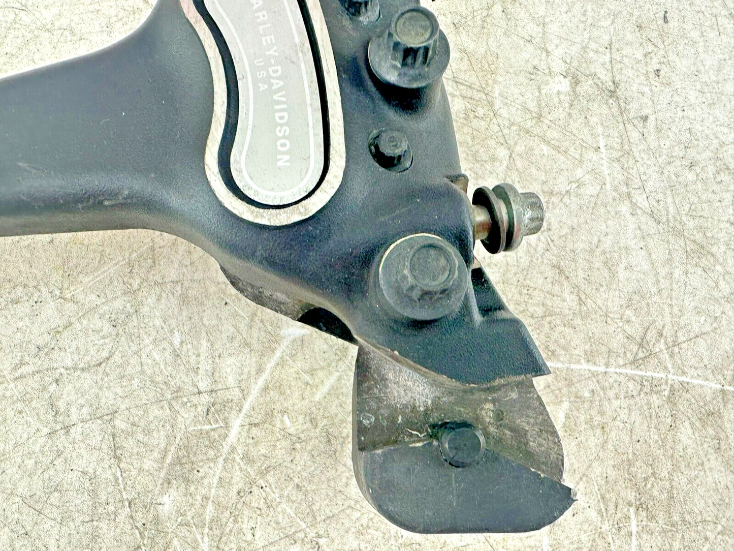 2006 HARLEY SOFTAIL DELUXE OEM HD Rear Brake Caliper Works Great