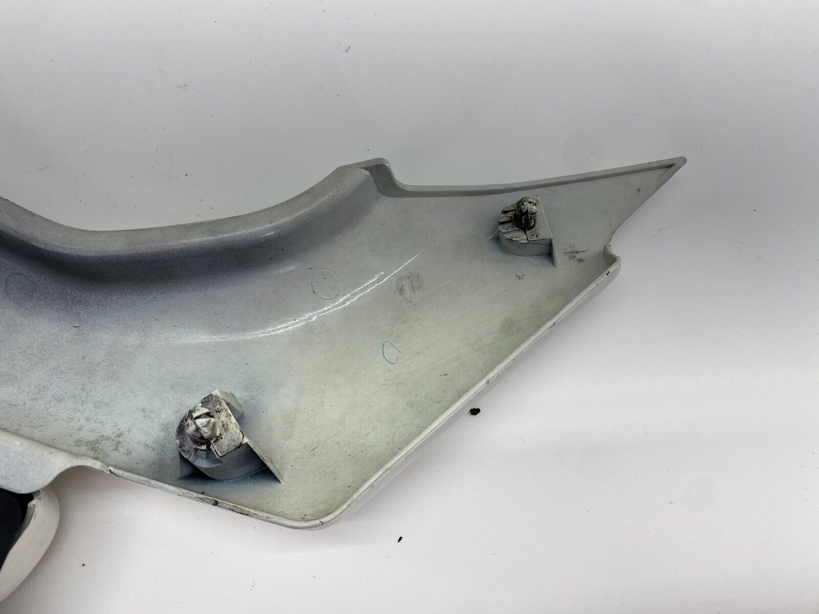 06-17 SUZUKI BOULEVARD M109R VZR1800 Right Side Cover Fairing Cowl