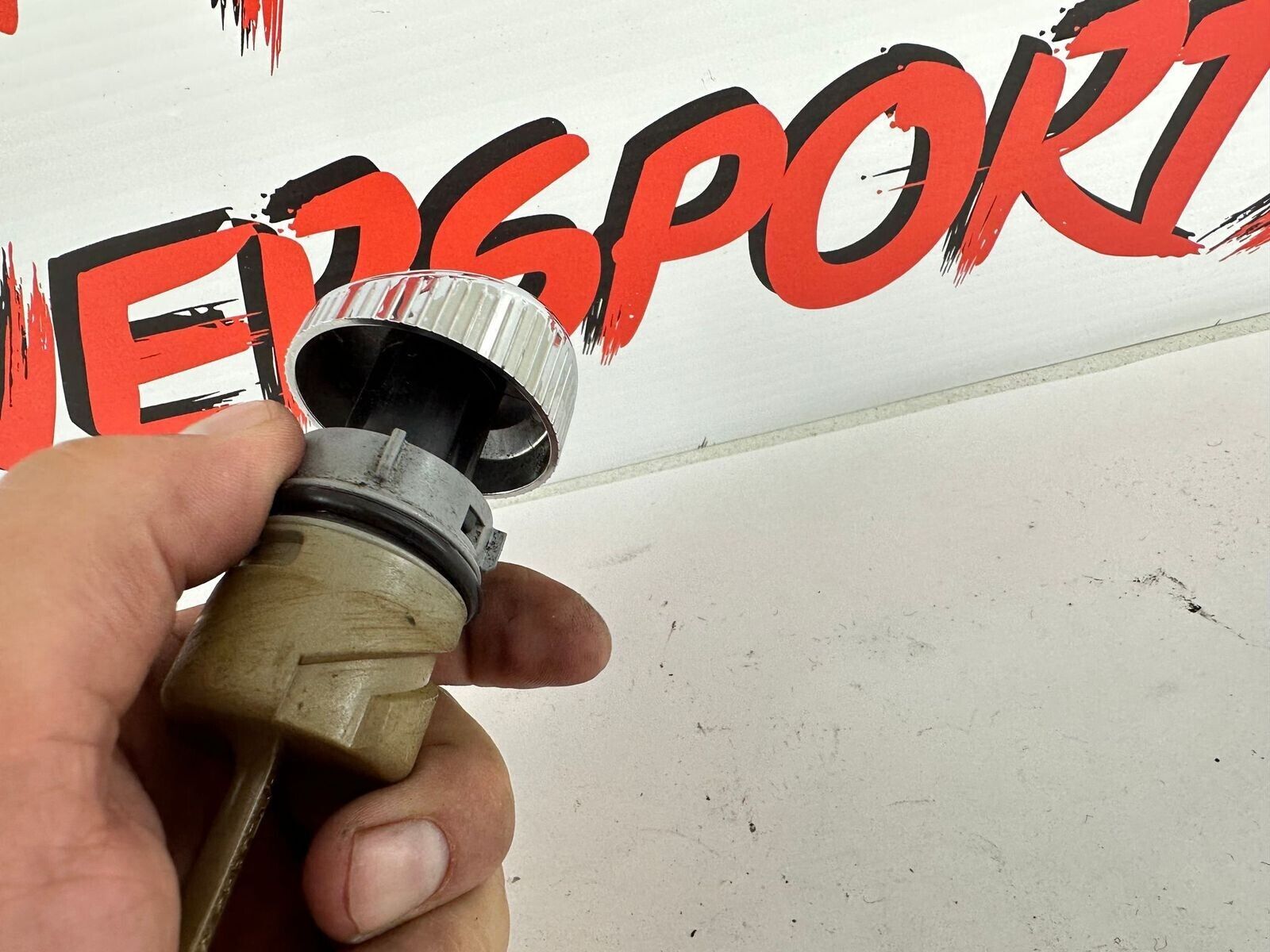 2007 HARLEY SPORTSTER CUSTOM Oil Tank Dipstick Cap