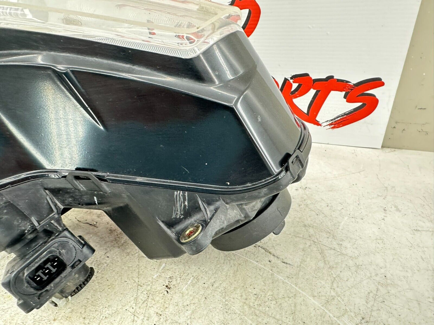 2004 Honda Goldwing GL1800 Left Headlight Housing W/ Bulbs