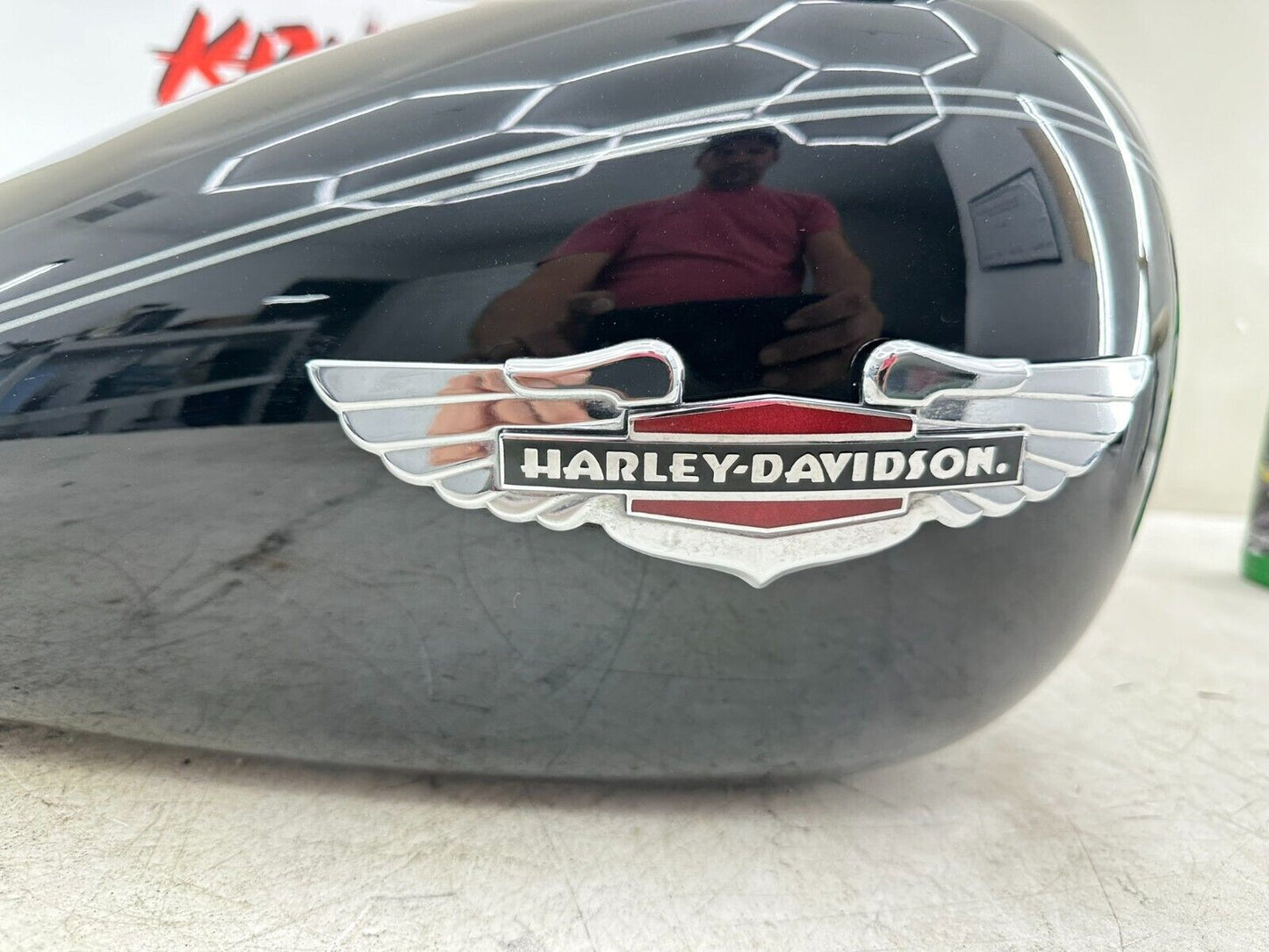 2006 HARLEY SOFTAIL DELUXE OEM HD Gas Fuel Tank Black No Dents