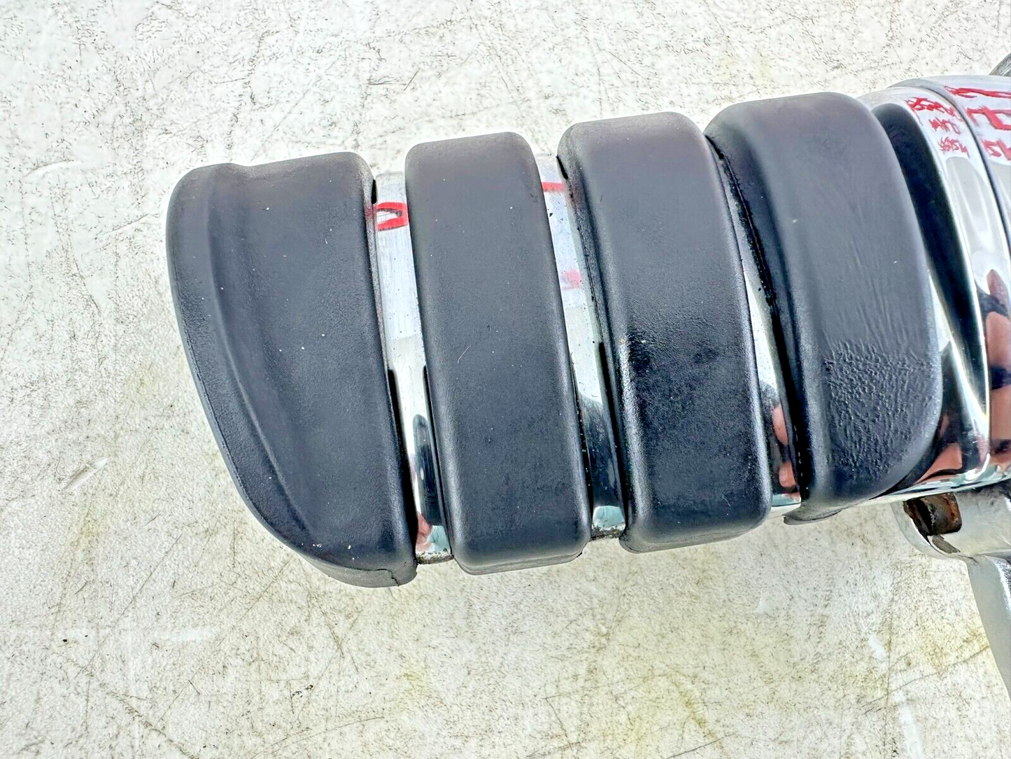 1999 HARLEY SOFTAIL Chrome Kuryakyn Transformer Footpegs + MTG Bracket