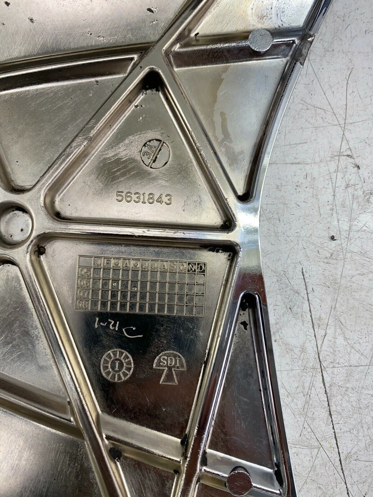 2007 Victory Jackpot Vegas Hammer Judge Kingpin Chrome Engine Pulley Cover Guard