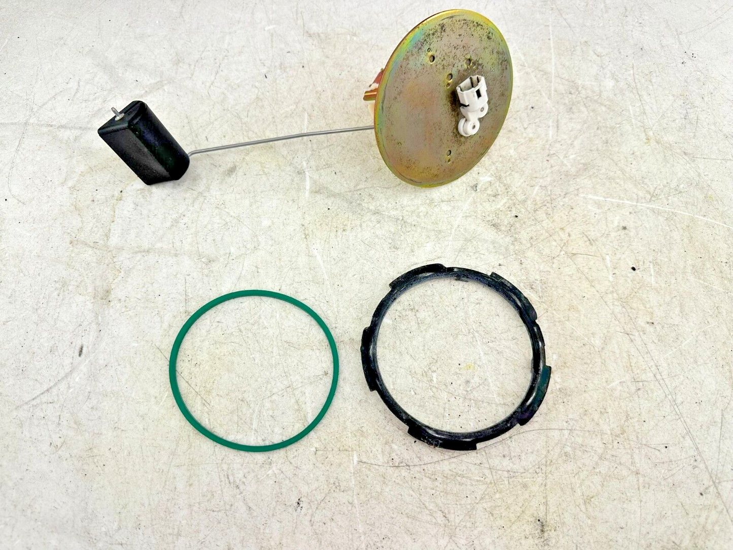 2004 Honda Goldwing GL1800 Fuel Level Sending Unit OEM Genuine Part