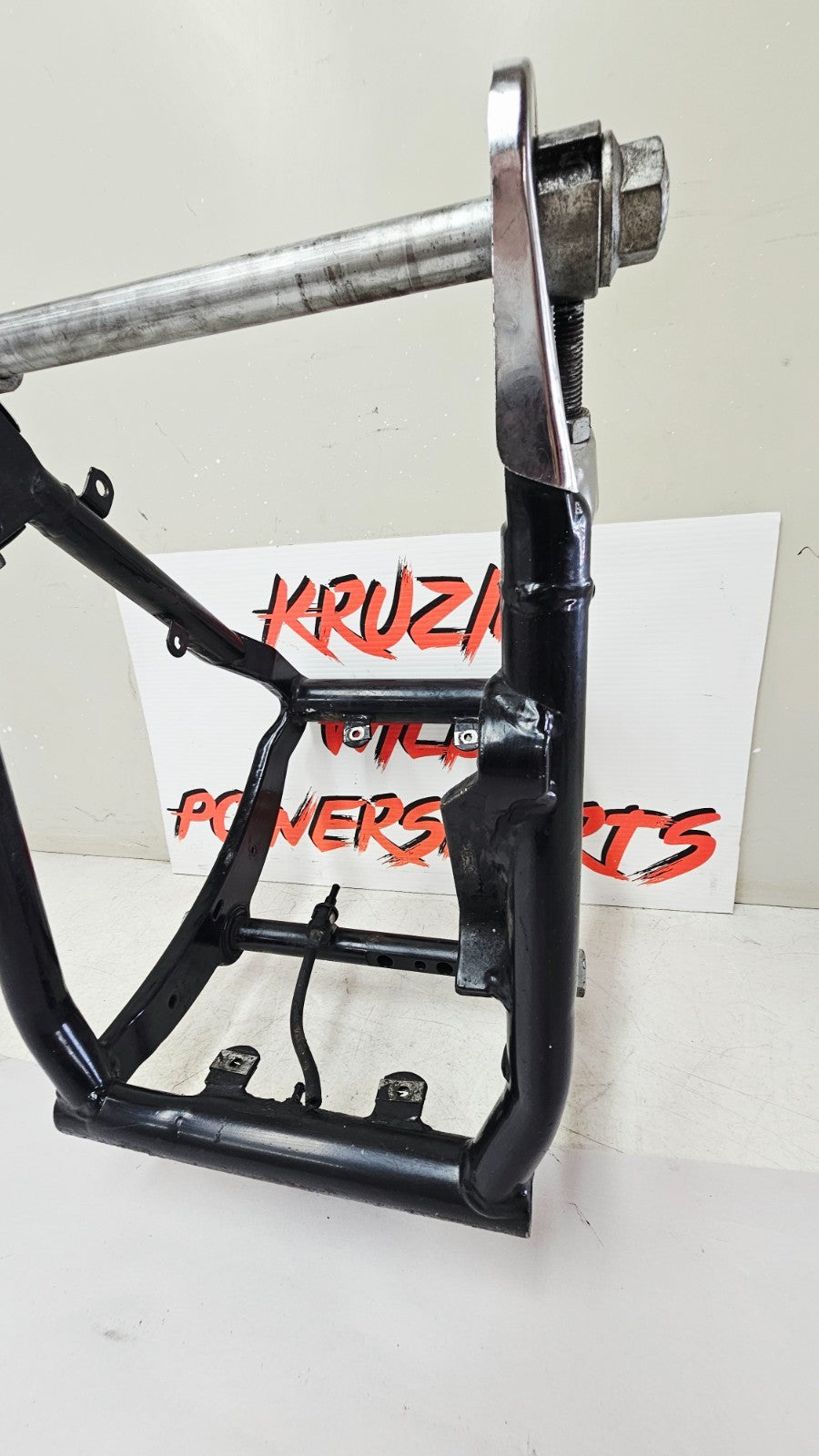 1995 HARLEY SOFTAIL FATBOY OEM Rear Swingarm Fork Pivot Swing Arm & Axle