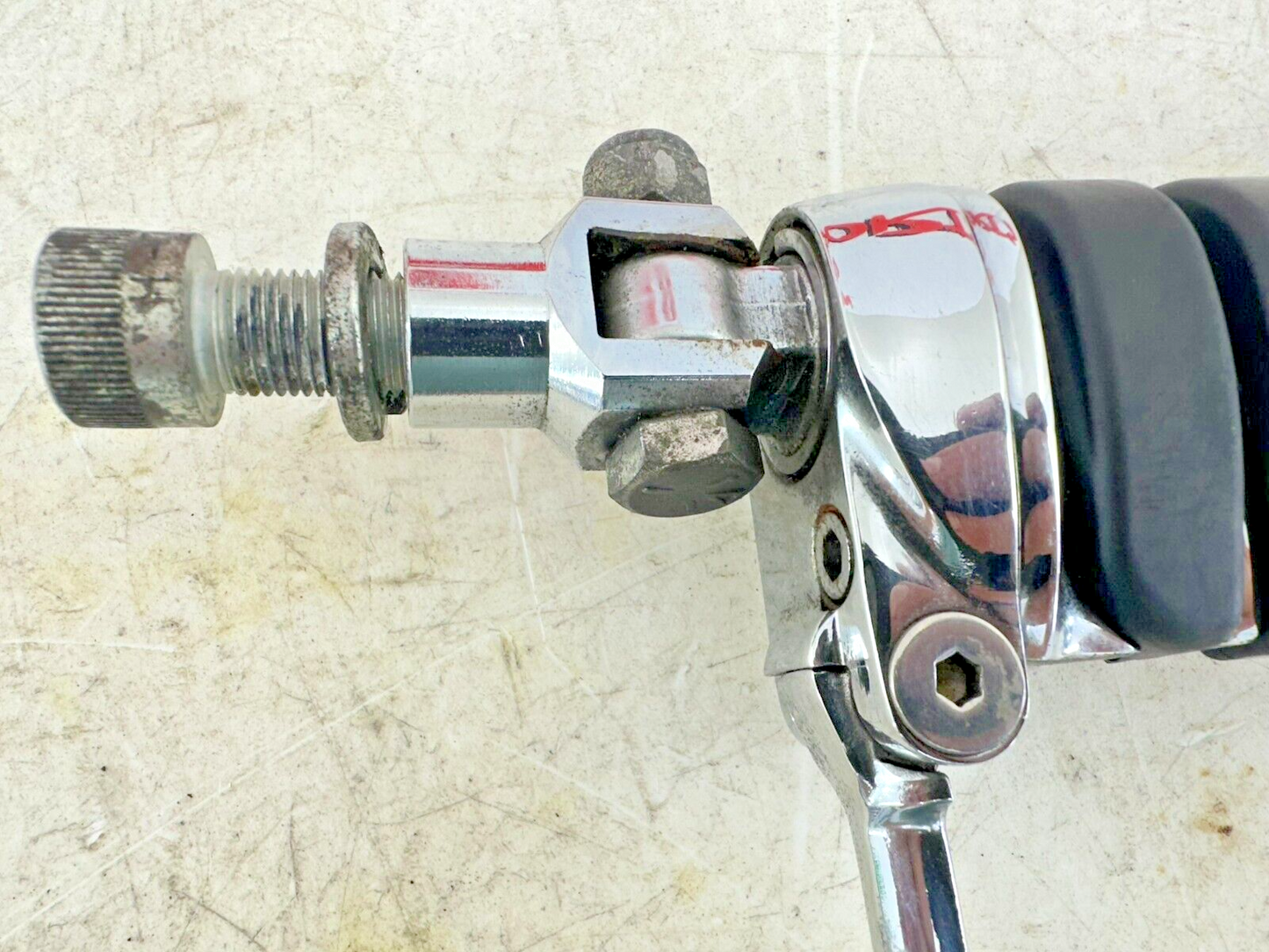 1999 HARLEY SOFTAIL Chrome Kuryakyn Transformer Footpegs + MTG Bracket