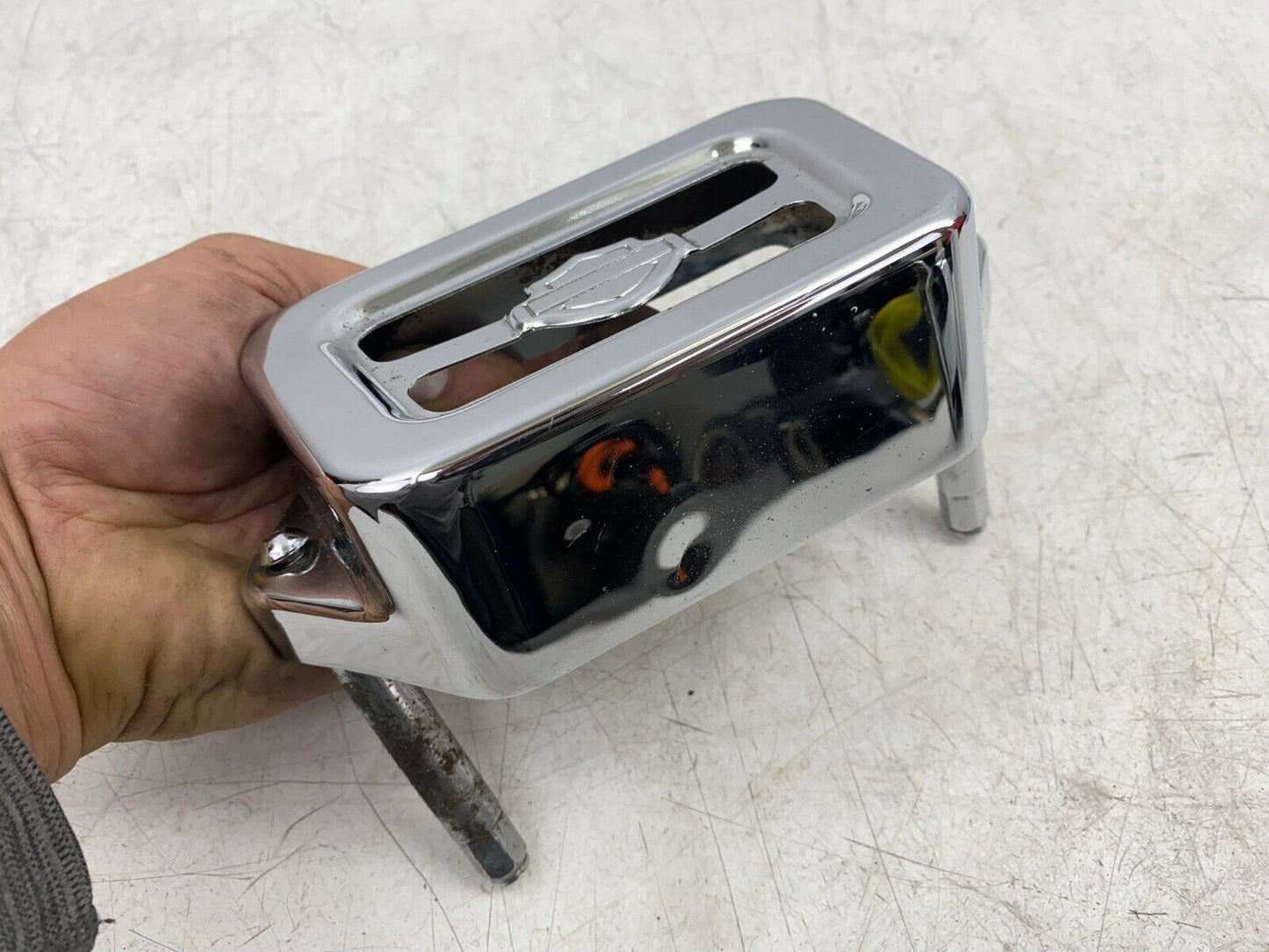 2003 HARLEY DAVIDSON FLH Electra Glide Voltage Regulator Chrome Cover Guard