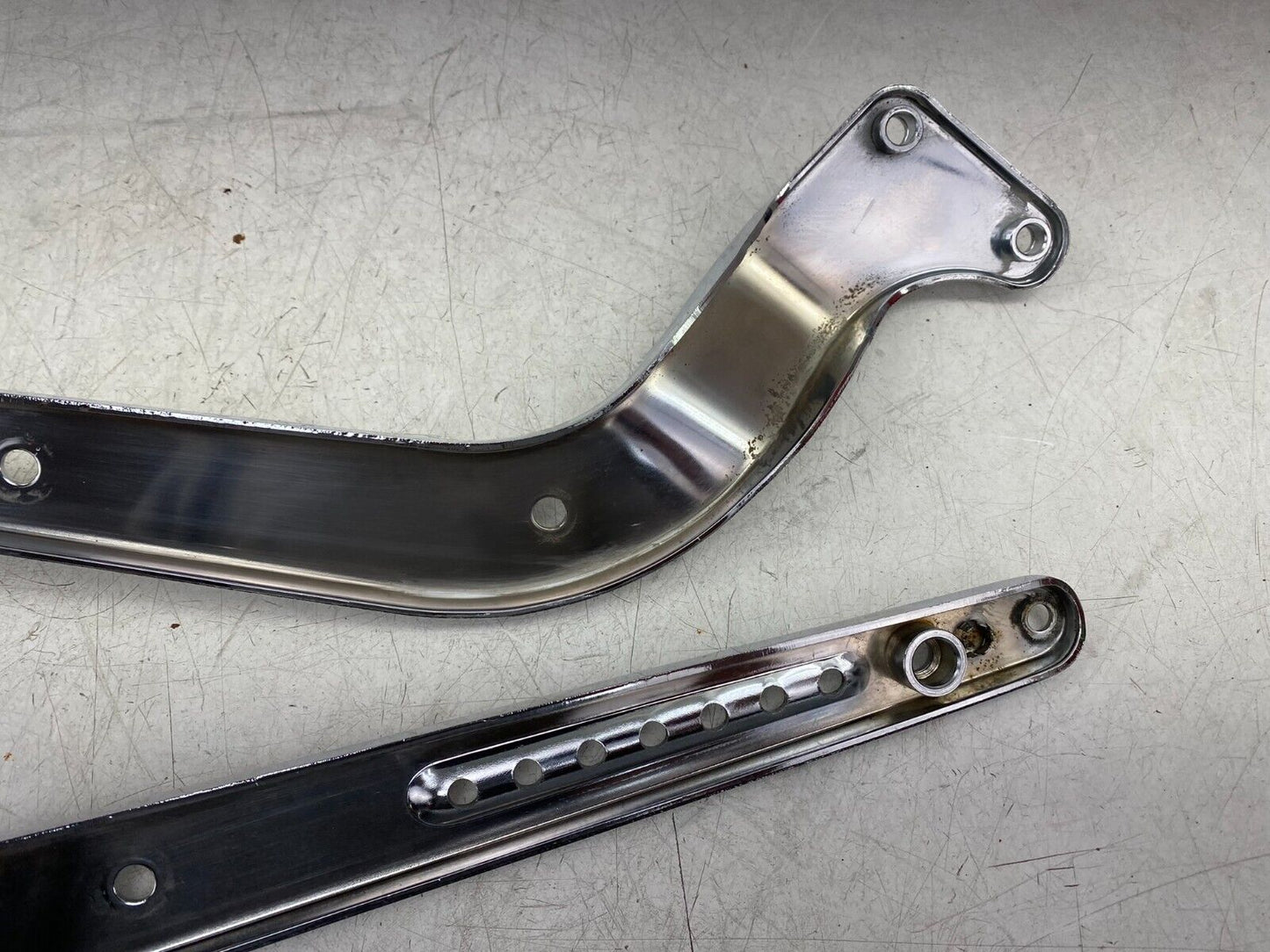 2005 HARLEY DAVIDSON SOFTAIL CVO Chrome Rear Fender Frame Strut Arm Bars
