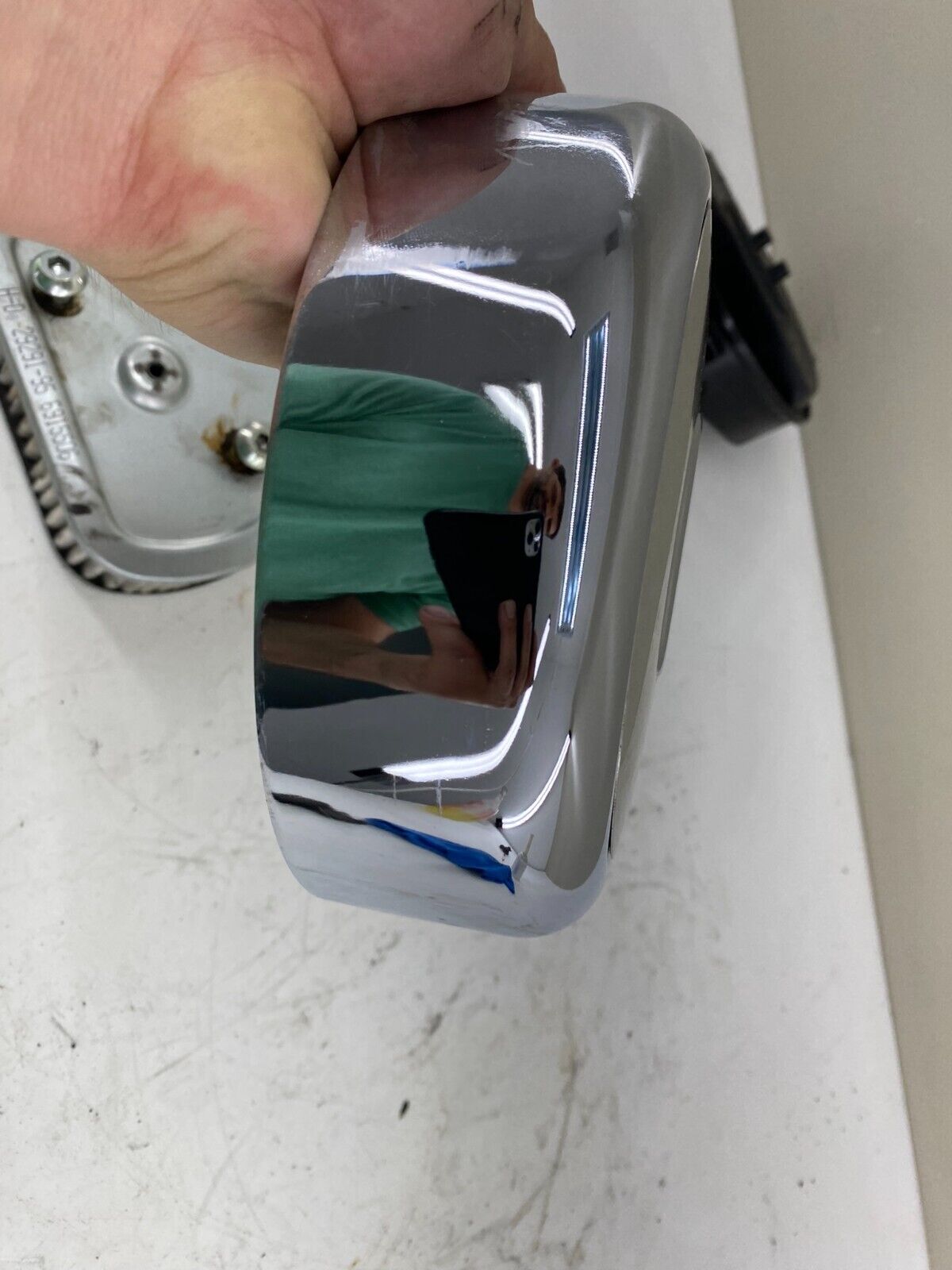 1995 HARLEY ELECTRA GLIDE Chrome Air Filter Housing Backing Plate Hardware