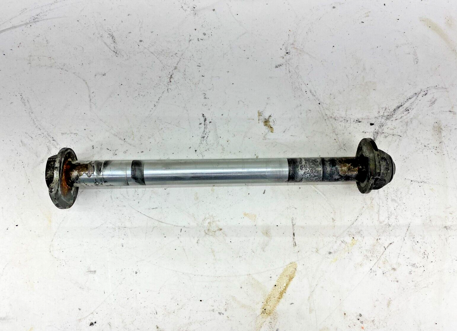 2008 Harley Davidson Electra Glide Rear Axle Bolt Nut Washer