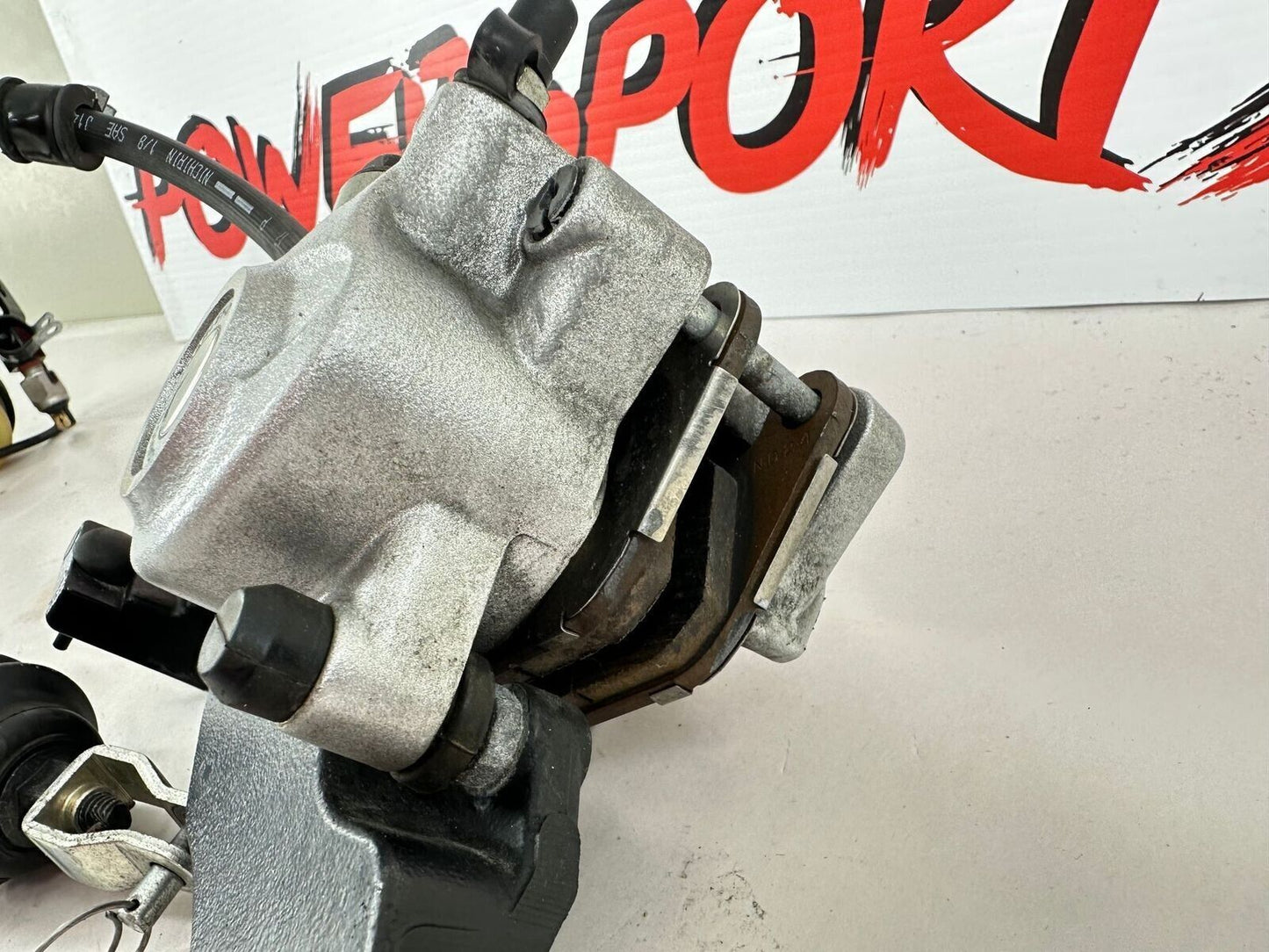 2012 HARLEY SPORTSTER CUSTOM Rear Brake Caliper + Master Cylinder