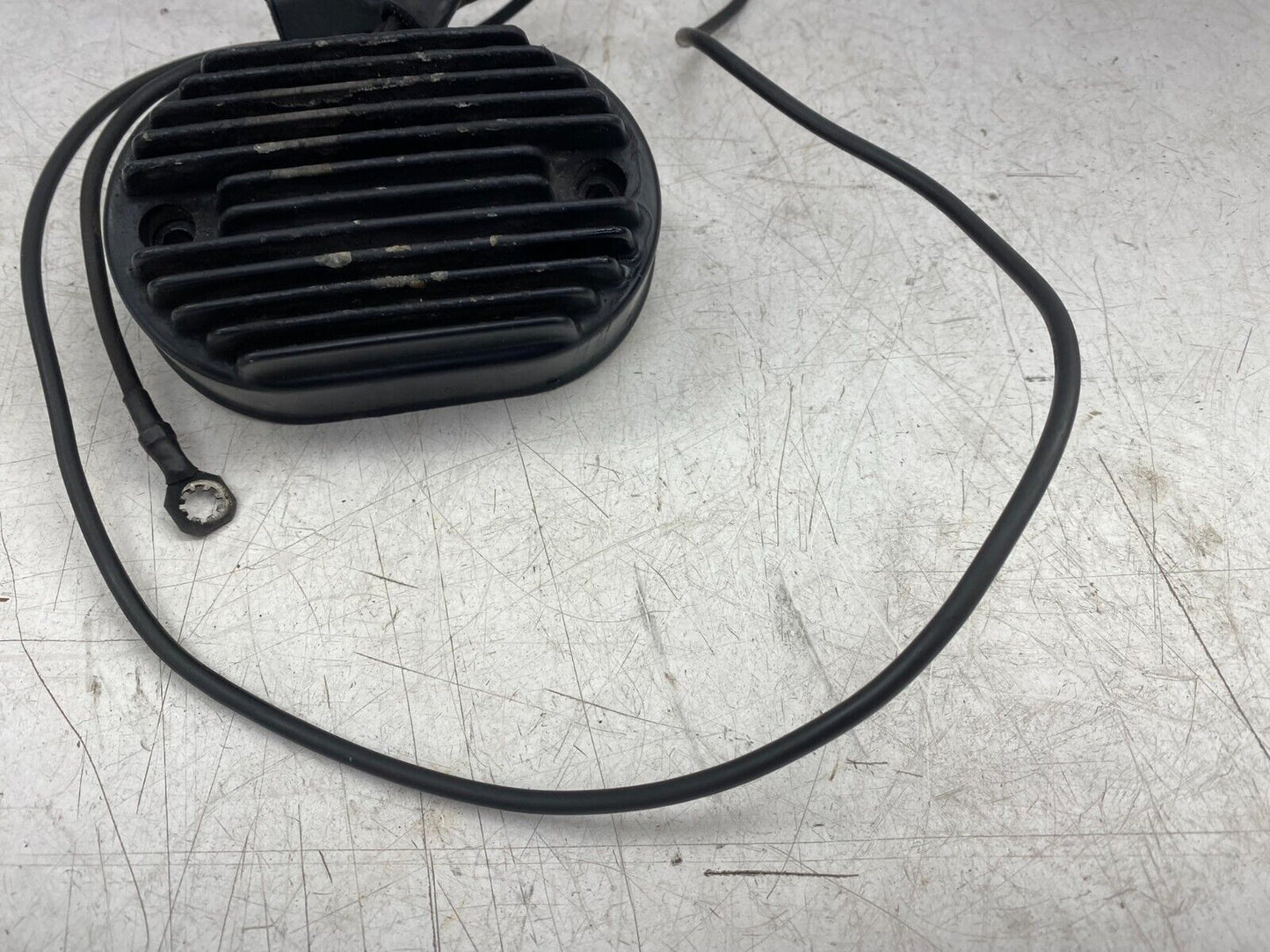 2001 HARLEY SOFTAIL Deuce Battery Voltage Regulator