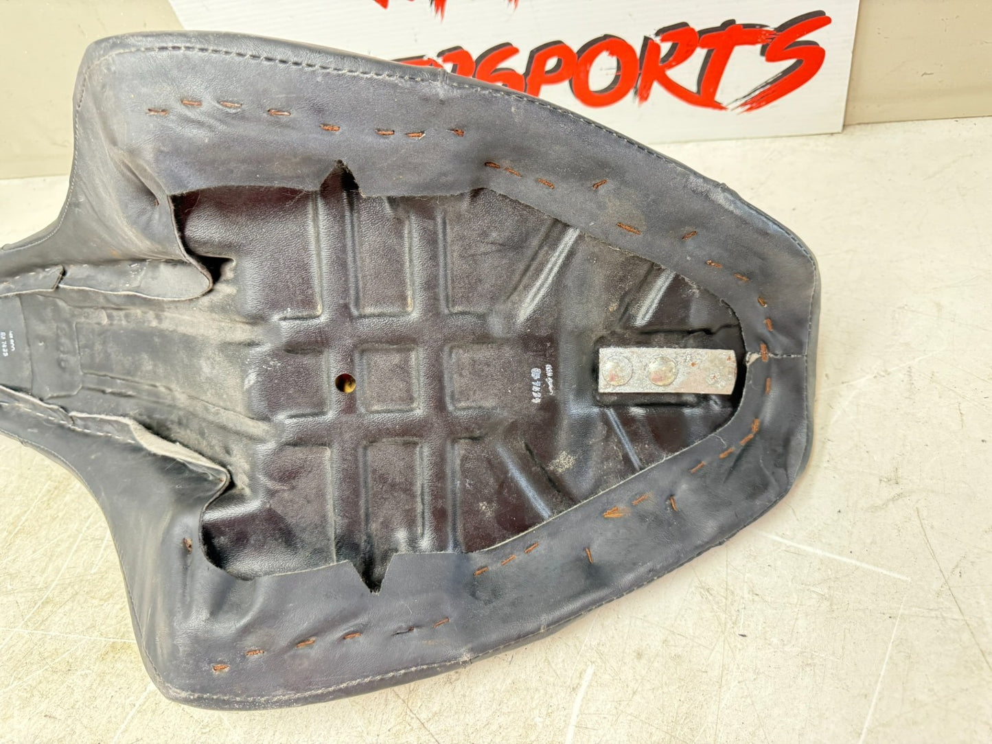 1997 HARLEY DAVIDSON SOFTAIL Gun Slinger OEM Driver Seat Saddle 2 Up