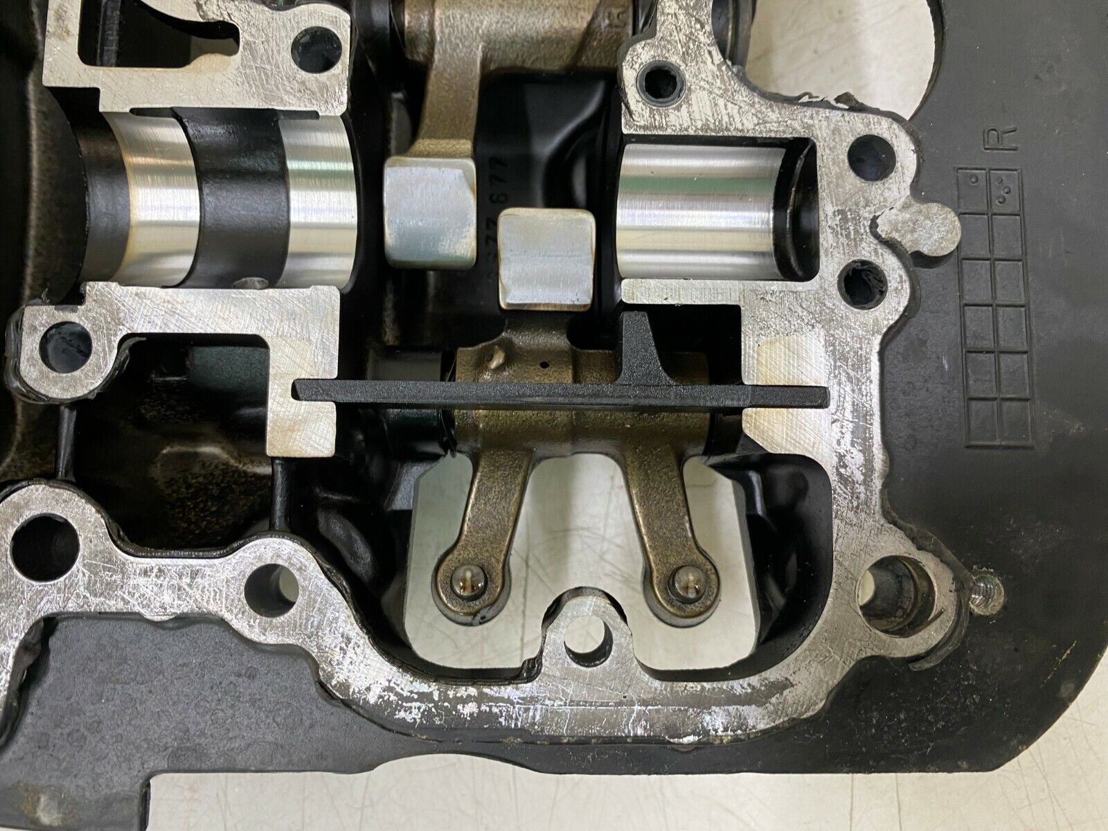 2001 SUZUKI INTRUDER 800 VS800GL Rear Cylinder Head Valve Cover Rocker Box 11K