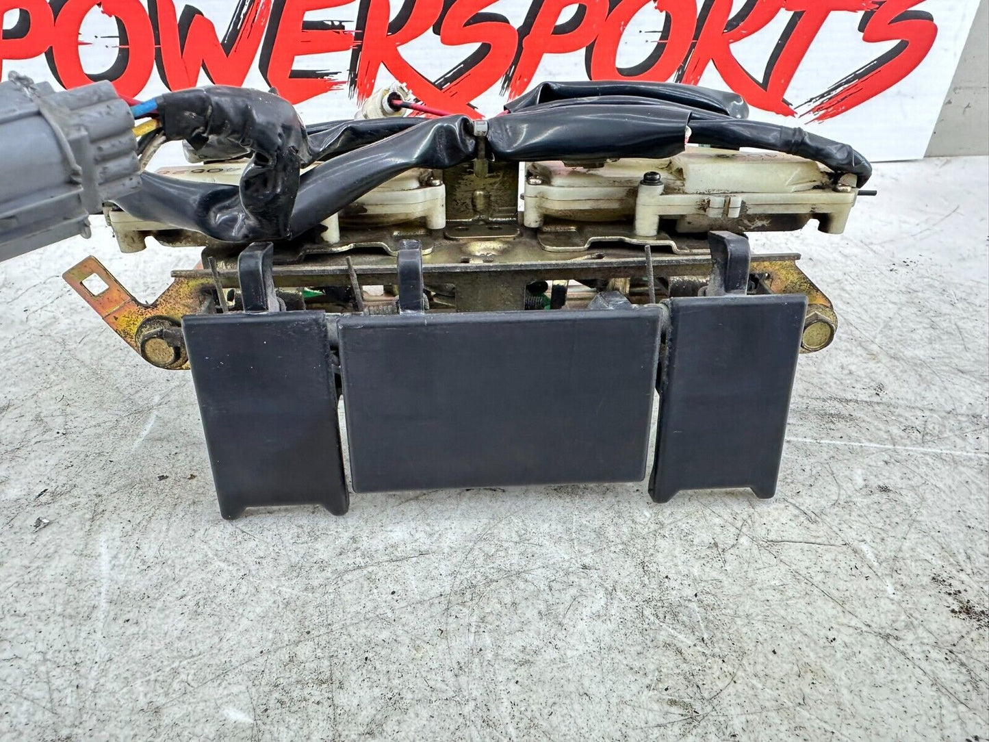 2004 Honda Goldwing GL1800 Trunk Saddle Bag Auto Lock Release Levers