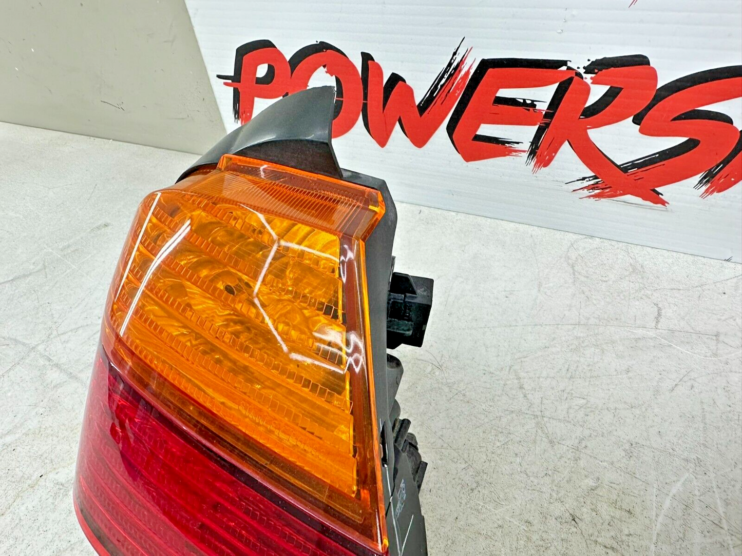 2004 Honda Goldwing GL1800 Lower Saddlebag Corner Brake Turn Signal Light