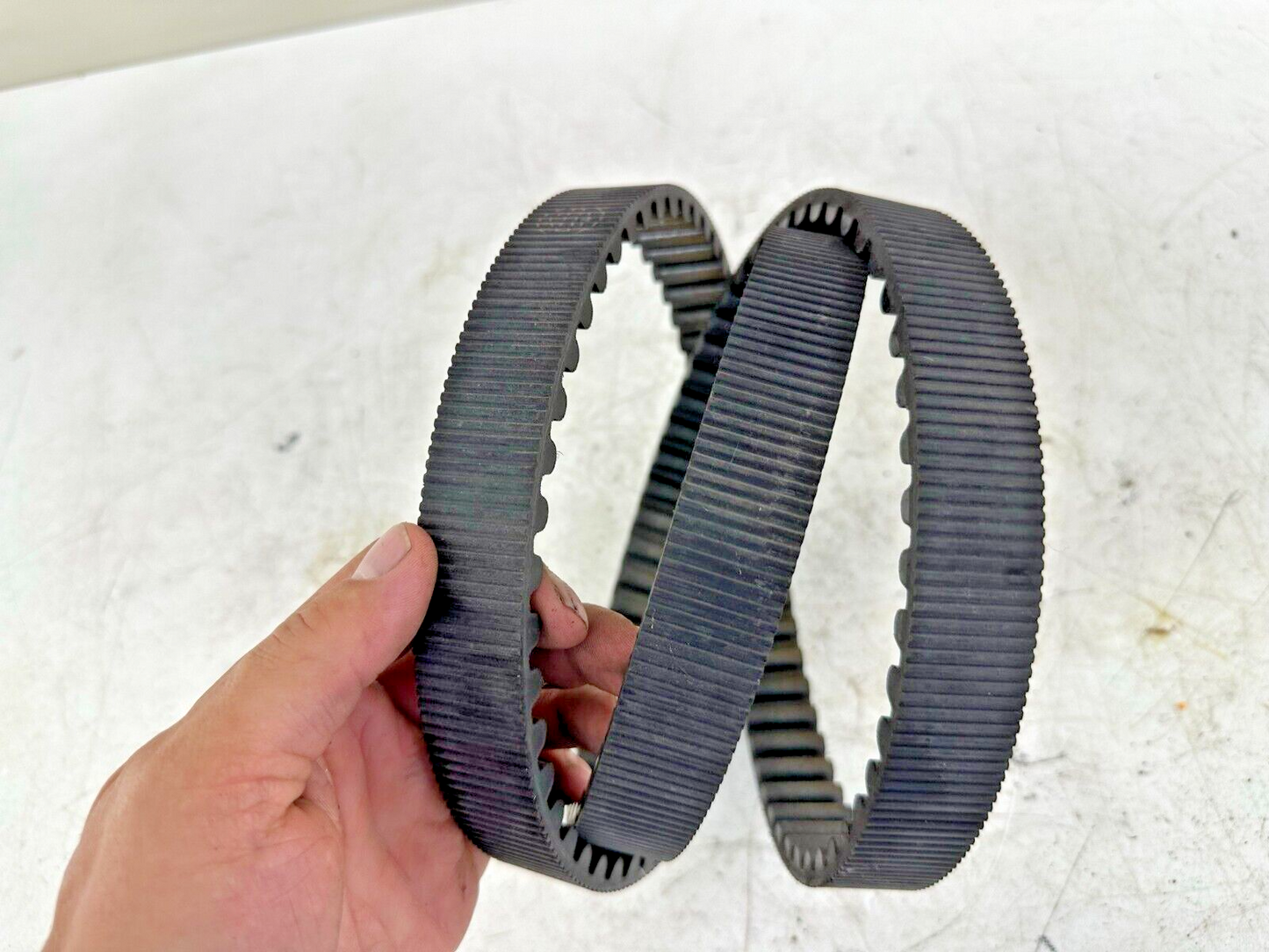 2005 HARLEY FLH ROADKING Rear Wheel Final Drive Belt OEM HD