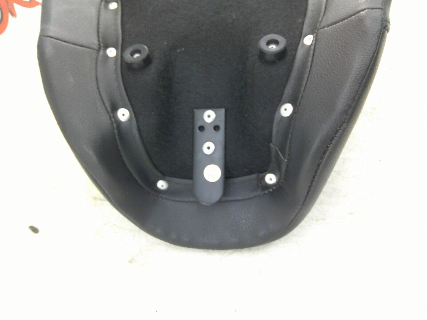 2006 up HARLEY DAVIDSON DYNA Saddlemen Solo Seat Saddle 806-04-0021