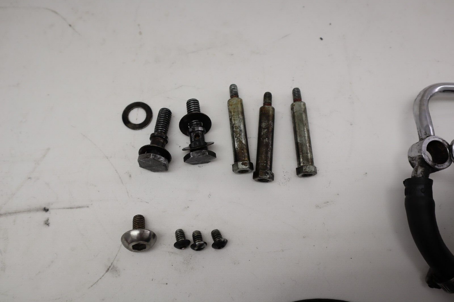 2001 HARLEY DAVIDSON SOFTAIL Air Filter Housing Mounting Flange & Hardware