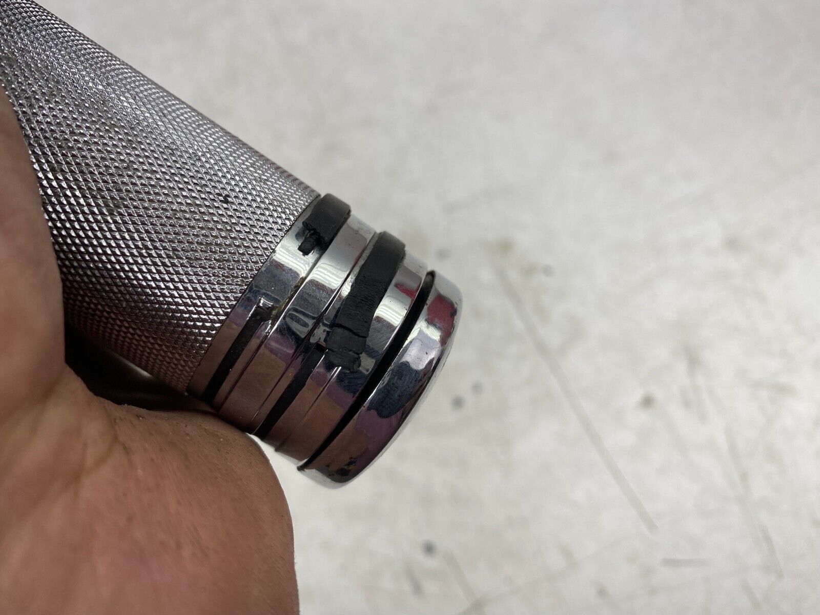 2001 HARLEY SOFTAIL DEUCE DYNA SPORTSTER Grips Throttle Tube Chrome
