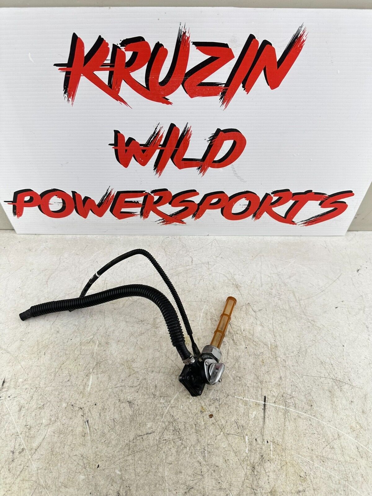 2002 HARLEY DYNA LOW RIDER Petcock Gas Tank Fuel Valve On Off