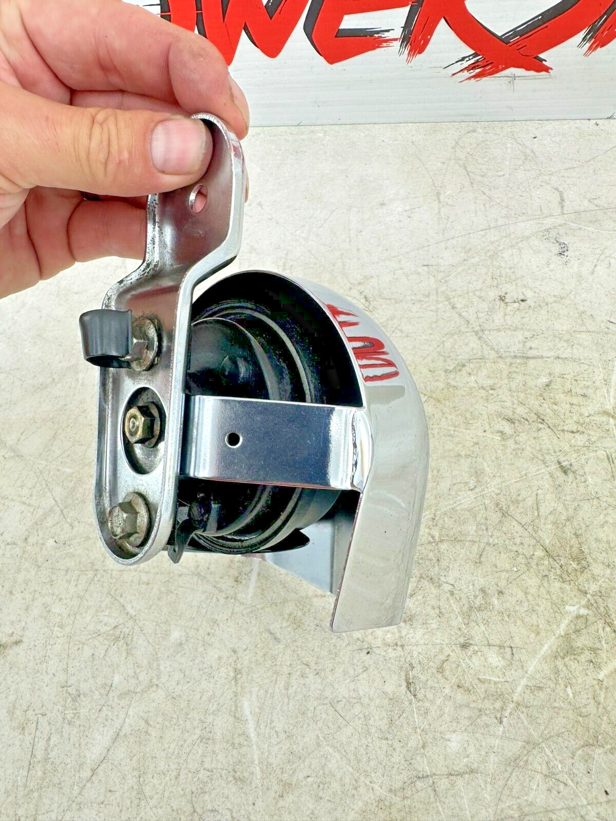 1999 HARLEY SOFTAIL Horn + Chrome Cover