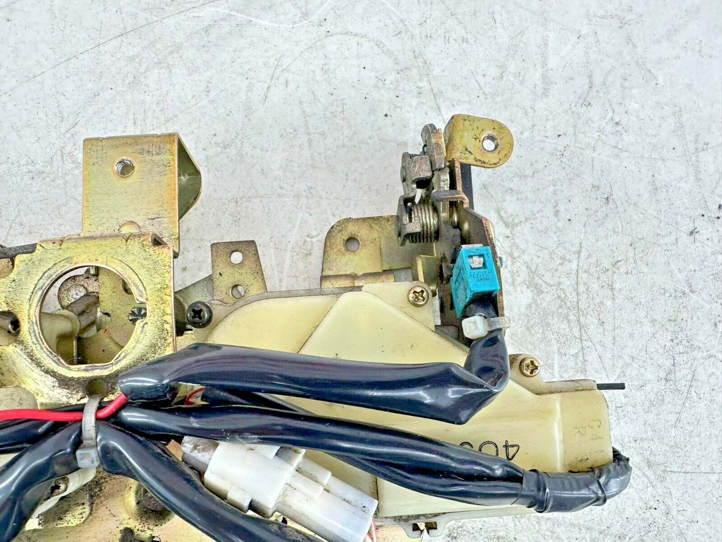 2004 Honda Goldwing GL1800 Trunk Saddle Bag Auto Lock Release Levers