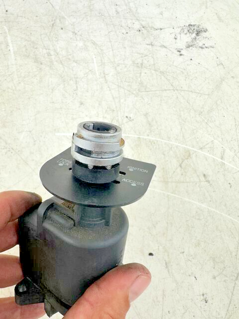 2007 Harley Davidson Electra Glide OEM HD Ignition Fork Lock