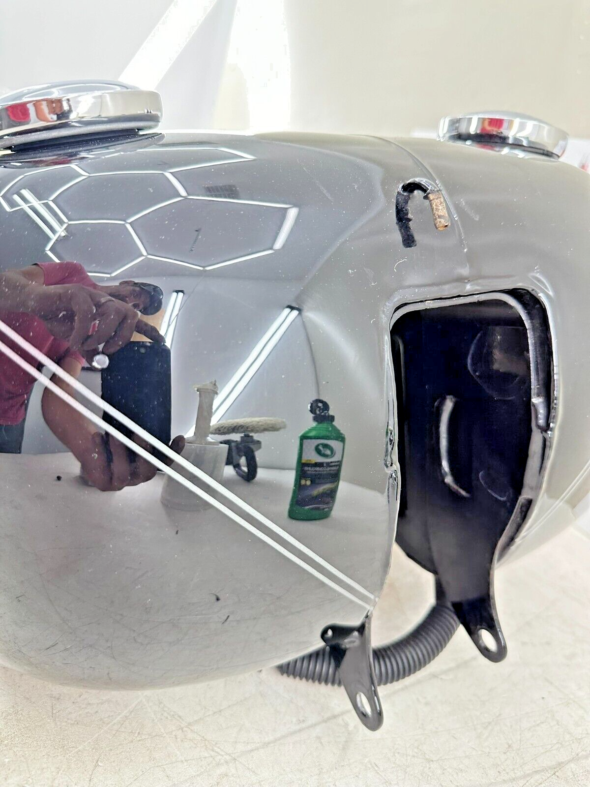 2006 HARLEY SOFTAIL DELUXE OEM HD Gas Fuel Tank Black No Dents