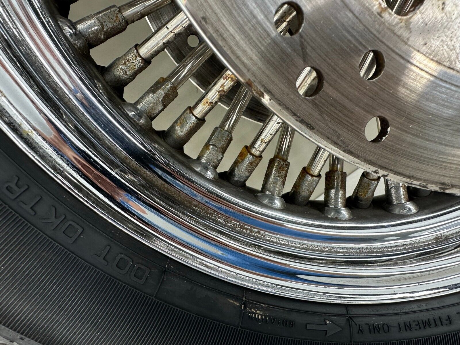 2005 HARLEY FLH ROADKING 16" Front Wheel Rim Oversize Spoke Tire