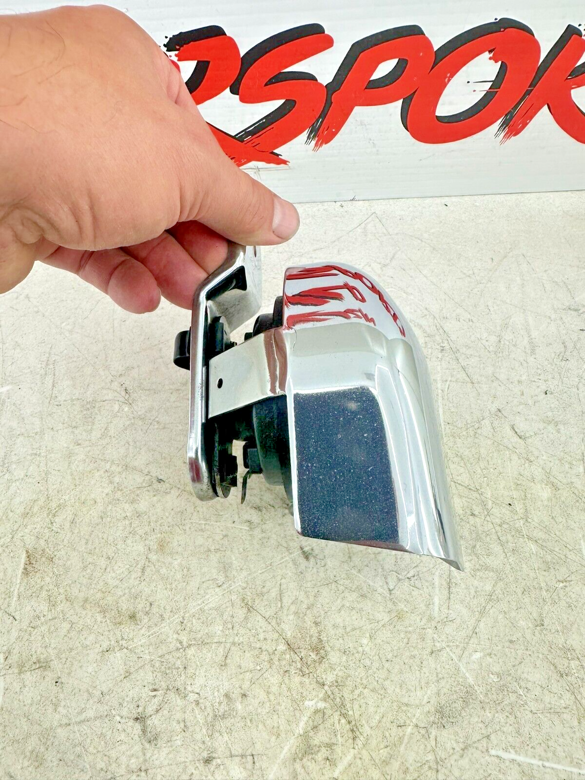 1999 HARLEY SOFTAIL Horn + Chrome Cover