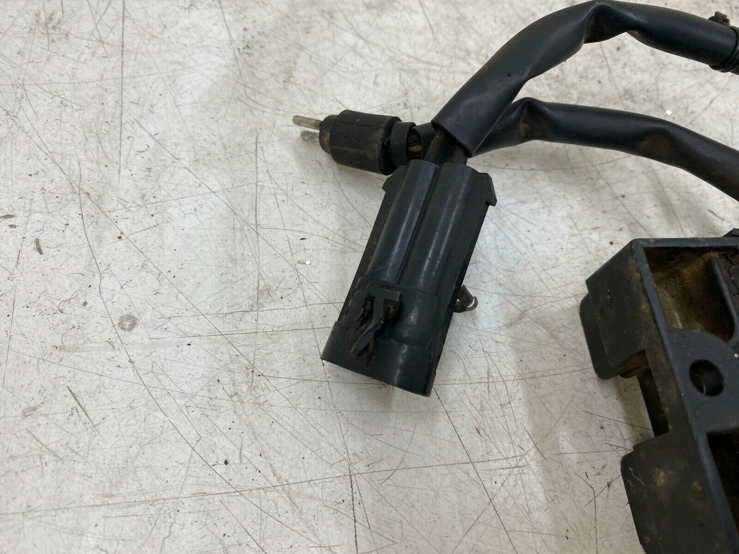 2005 HARLEY DAVIDSON SPORTSTER Battery Voltage Regulator