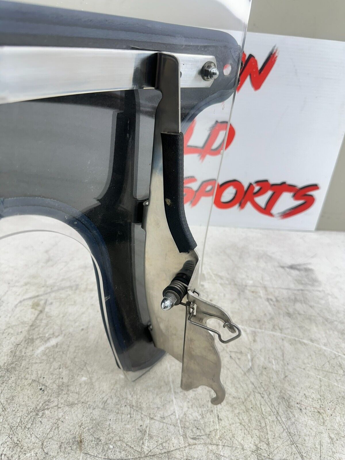 2001 HARLEY SOFTAIL FLSTS Heritage Springer Quick Release Windshield