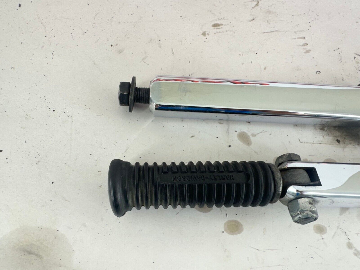 2003 Harley Davidson Sportster Driver Highway Pegs + Mounting Bracket