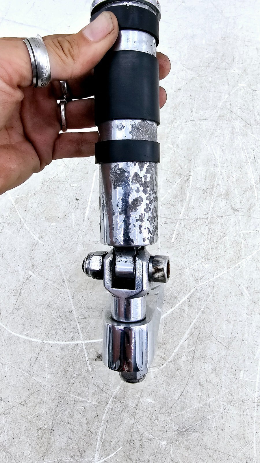1988 HARLEY SOFTAIL Passenger Chrome Left Right Footpegs Footrest Bracket